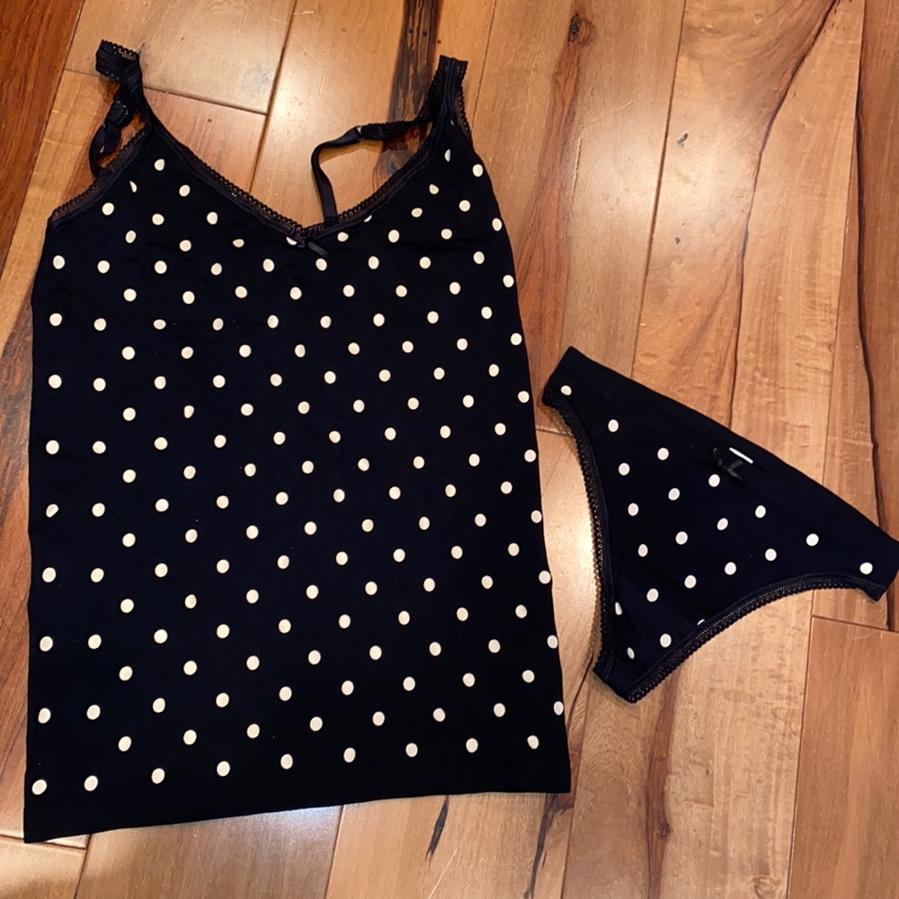 NWOT~ XHILARATION INTIMATES LINGERIE SET
